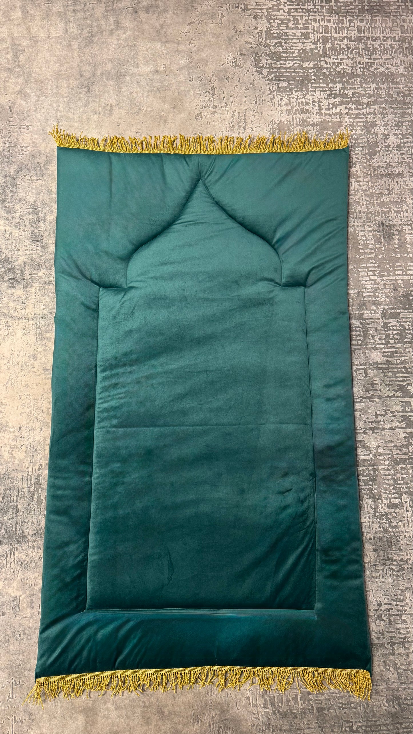 Handmade Silky Soft Plain Green with Gold Endings Prayer Rug